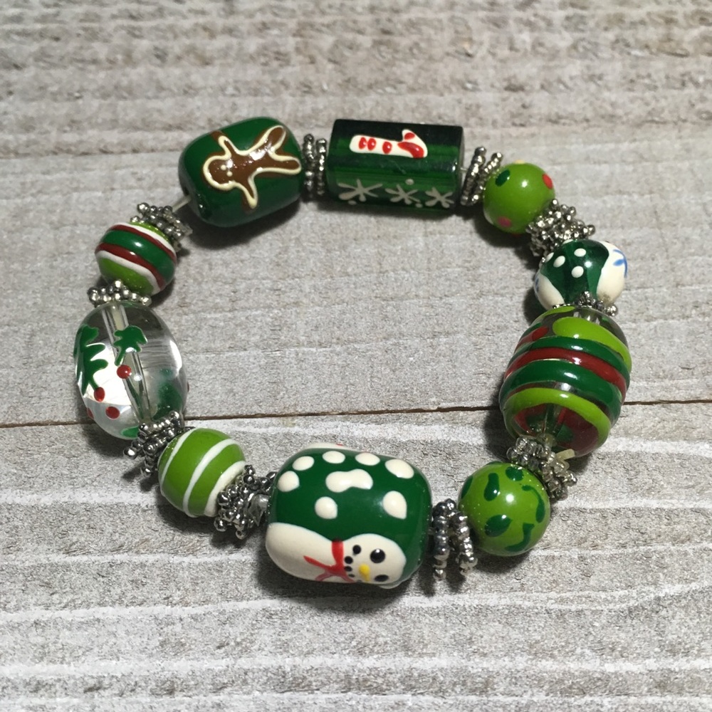 Two’s Company Christmas Elastic Bracelet